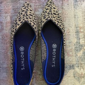 Leopard print Rothy’s size 9.5